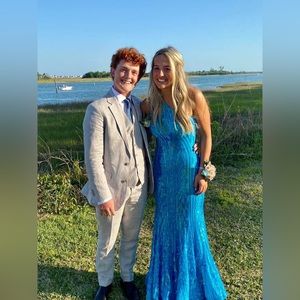 Gorgeous Jovani Prom dress size 2